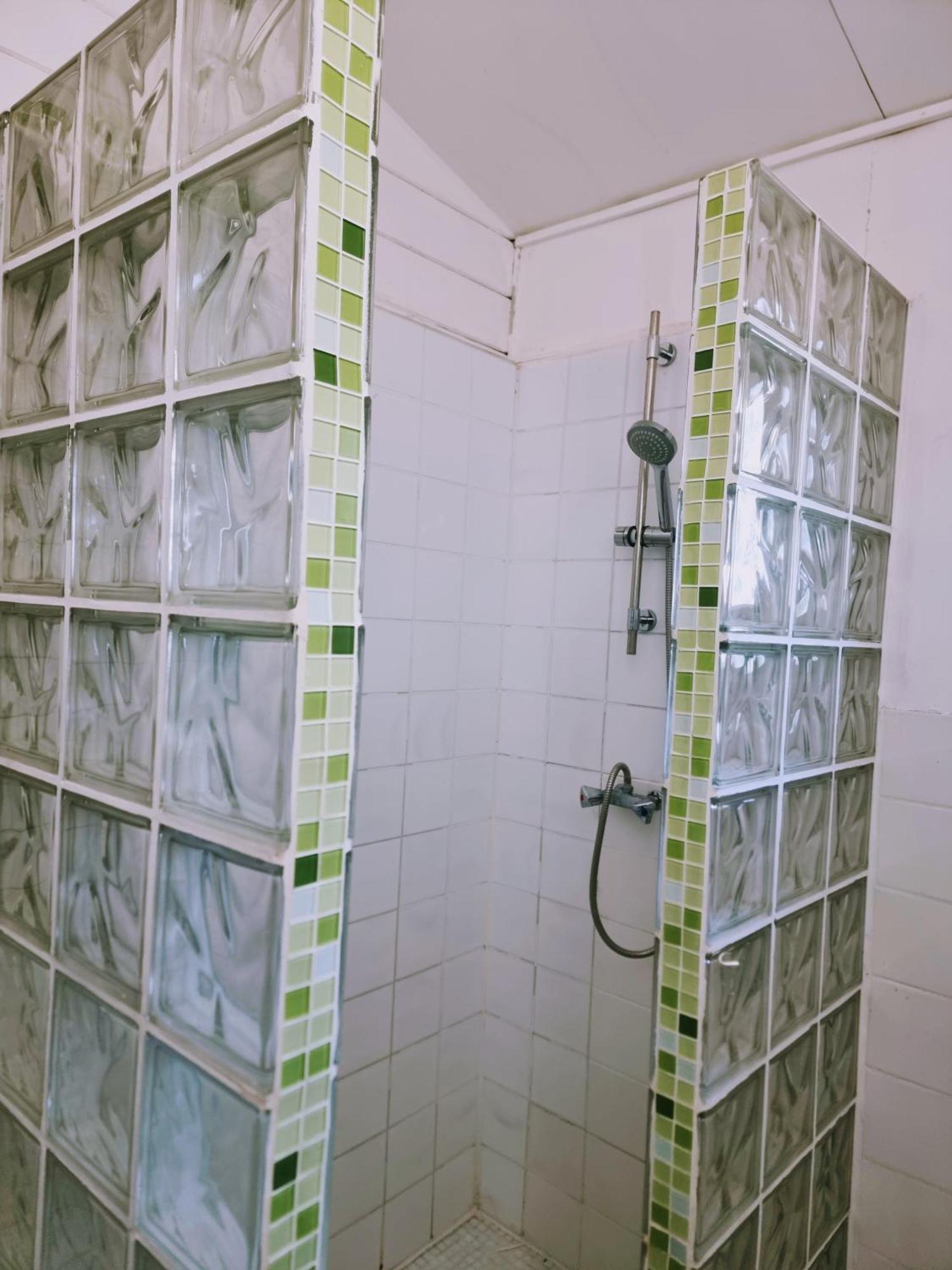 Pousterle De Sabran - Piscine & Hammam Lägenhet Rum bild